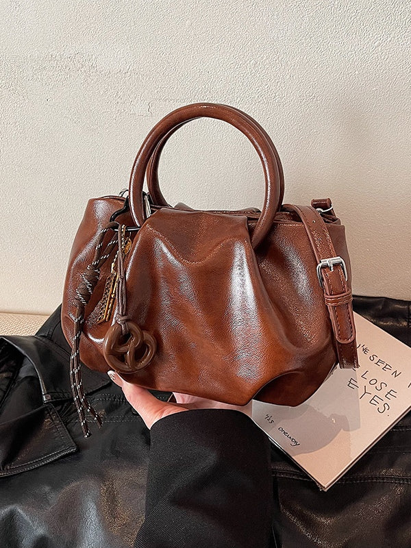 Leichte Crossbody-Tasche in Wolkenform