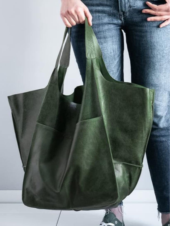 Große Schultertasche in weicher Lederoptik