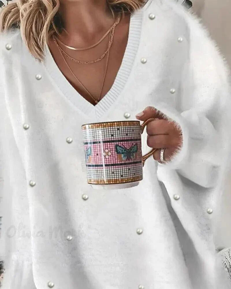 Klara-Line | Pullover mit V-Ausschnitt und Perlendetails