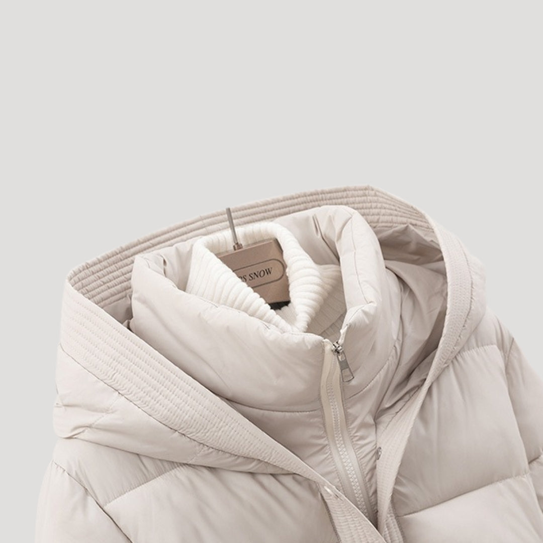 Brunhilde | Wattierte Kapuzenjacke mit Gürtel
