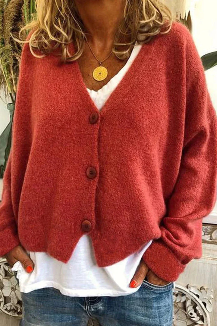 Nora | Warme Strickjacke mit V-Ausschnitt und Knopfleiste