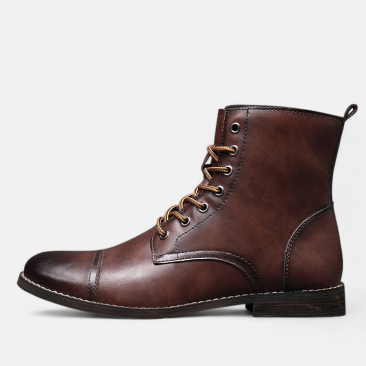 Stilvolle Herrenstiefel aus hochwertigem Kunstleder