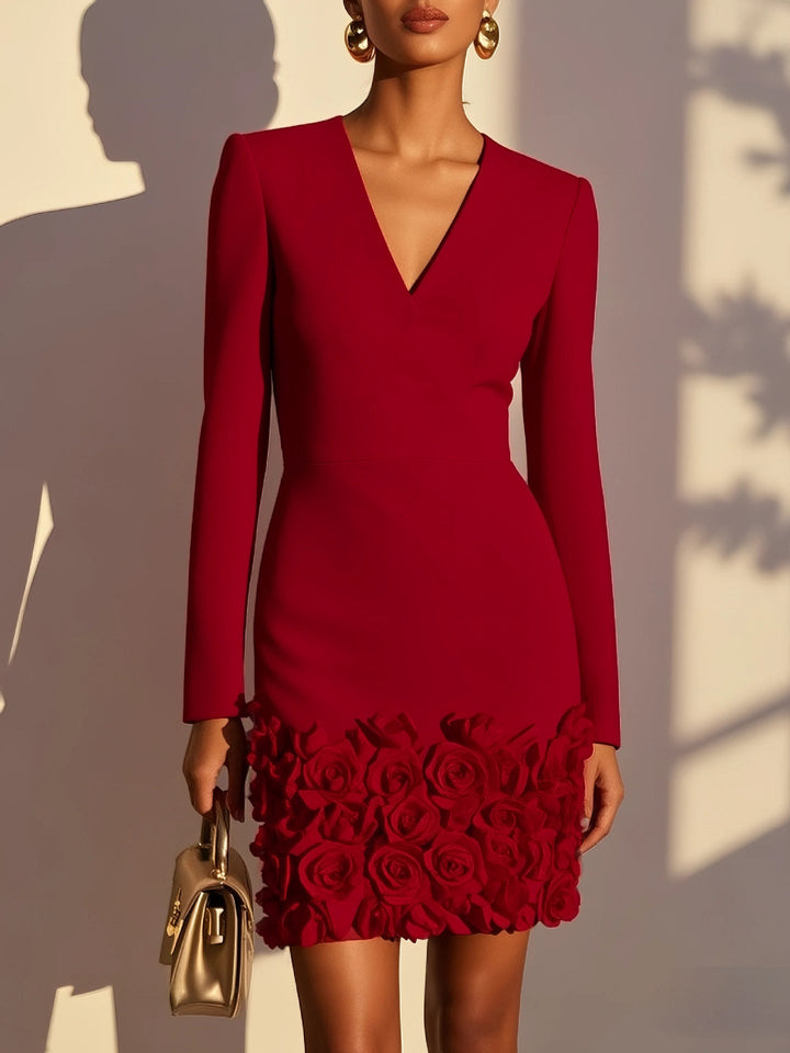 Edelgard | Bodycon-Kleid mit V-Ausschnitt und 3D-Blüten