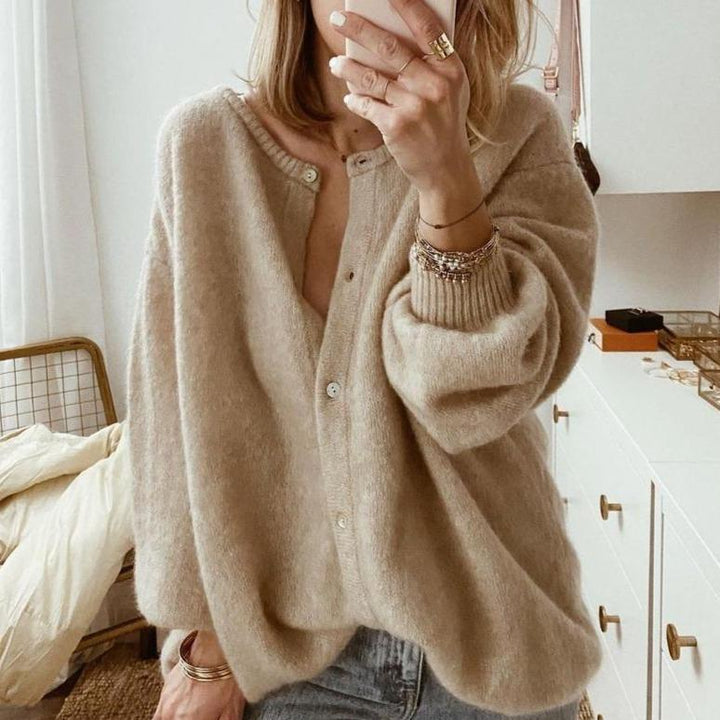 Isabell | Oversized-Strickjacke mit geknöpfter Front