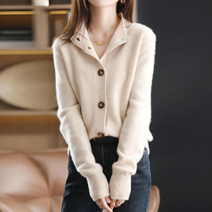 Käthe | Weiche warme Strickjacke mit Knopfleiste