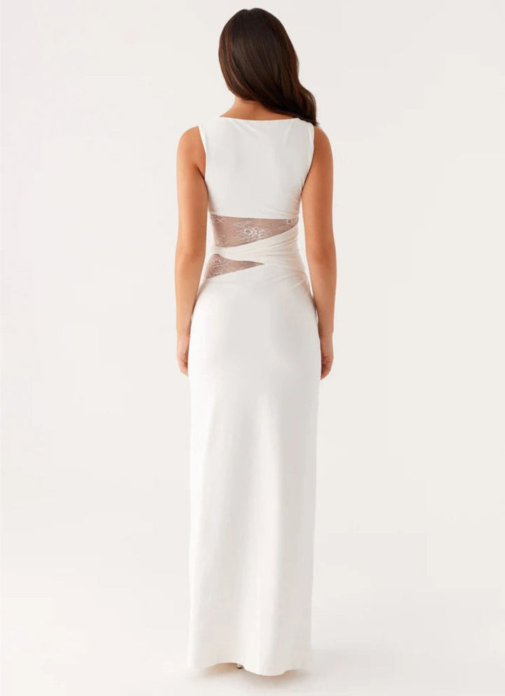 Ilse-Line | Abendkleid mit Spitzenausschnitten