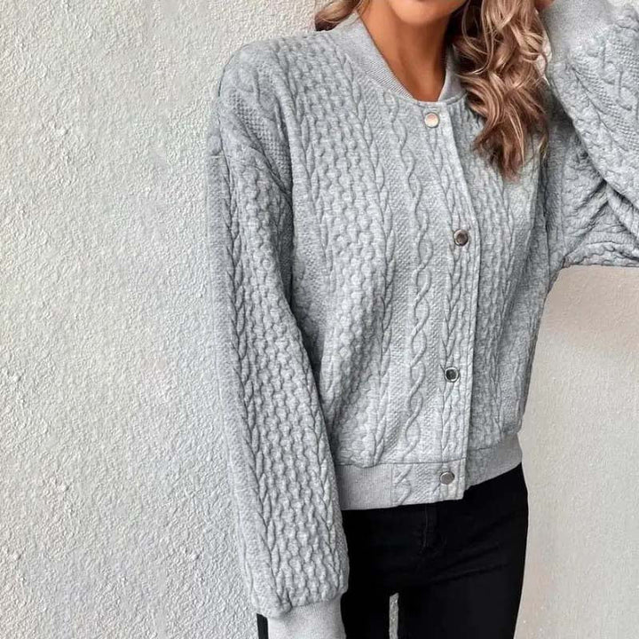 Amalia | Elegante Strickjacke mit Knopfleiste