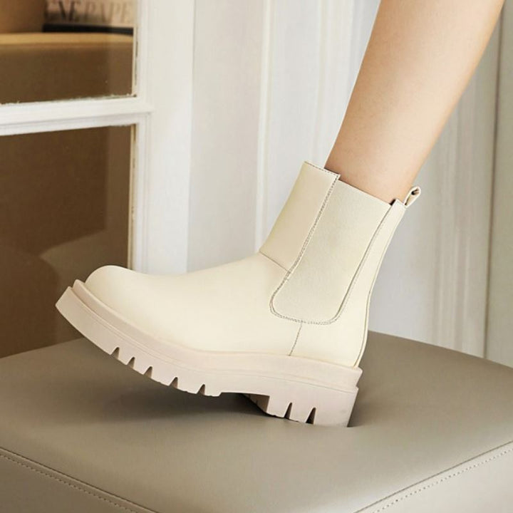 Hanne-Gard | Chunky Stiefel mit Plateausohle und elastischen Einsätzen
