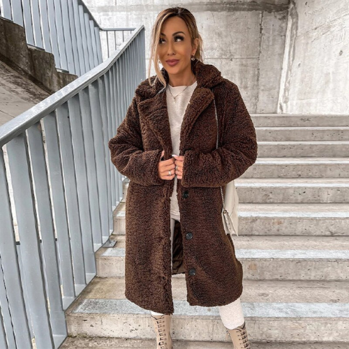 Hanne-Trud | Winterjacke aus weichem Plüsch mit Knopfleiste