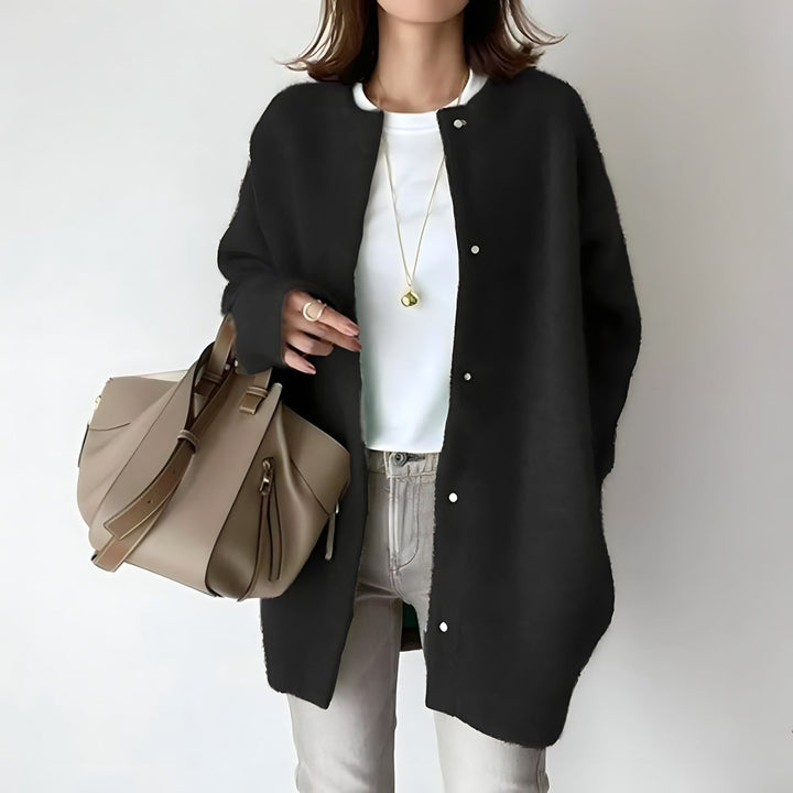 Elsa-Line | Weiche Strickjacke mit durchgehender Knopfleiste