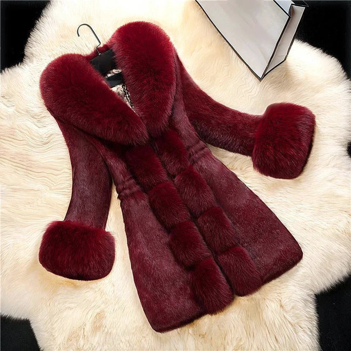 Corinna | Plüsch-Winterjacke mit elegantem Fellkragen