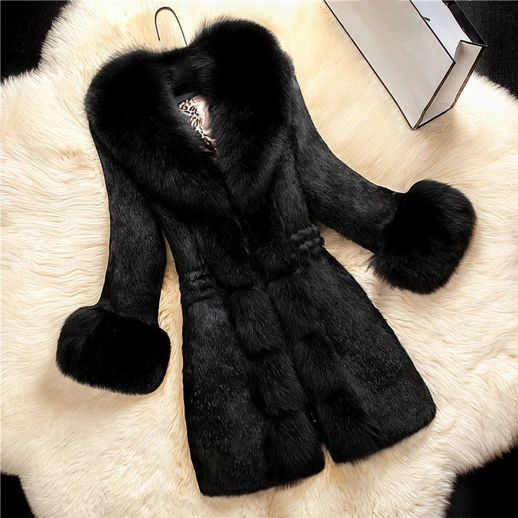 Corinna | Plüsch-Winterjacke mit elegantem Fellkragen