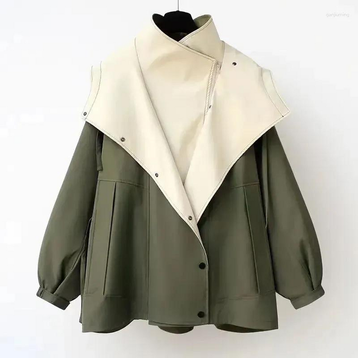Jorinde | Übergangsjacke mit moderner Knopfleiste