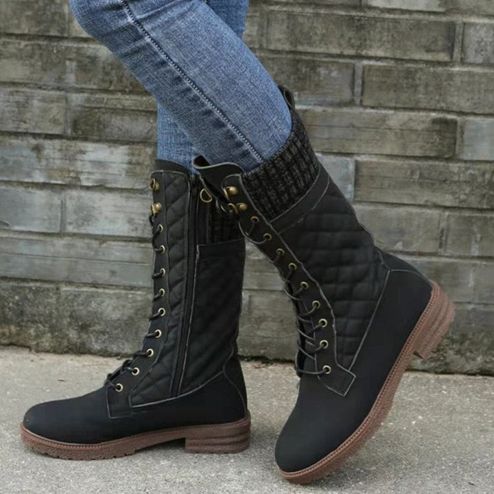 Lena-Lotte | Stiefel mit Ziernähten und fester Schnürung