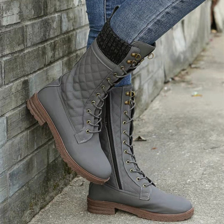 Lena-Lotte | Stiefel mit Ziernähten und fester Schnürung