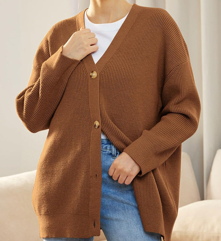 Auguste | Locker geschnittene Strickjacke mit Knöpfen