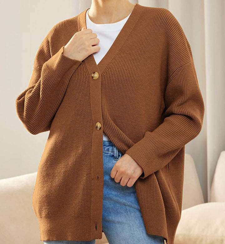 Auguste | Locker geschnittene Strickjacke mit Knöpfen