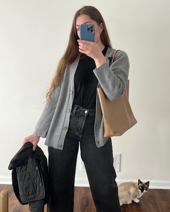 Auguste | Locker geschnittene Strickjacke mit Knöpfen
