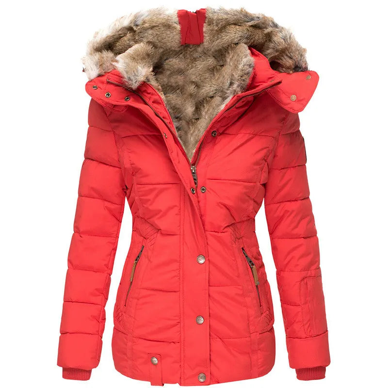 Britta | Winterjacke mit Fellfutter, gefütterter Kapuze und geräumigen Taschen