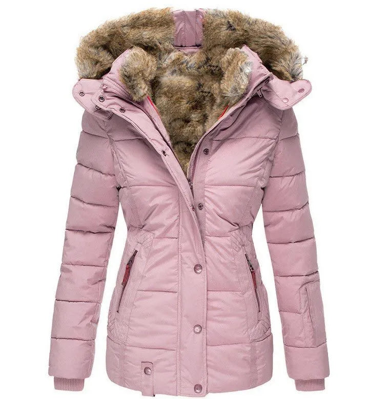 Britta | Winterjacke mit Fellfutter, gefütterter Kapuze und geräumigen Taschen