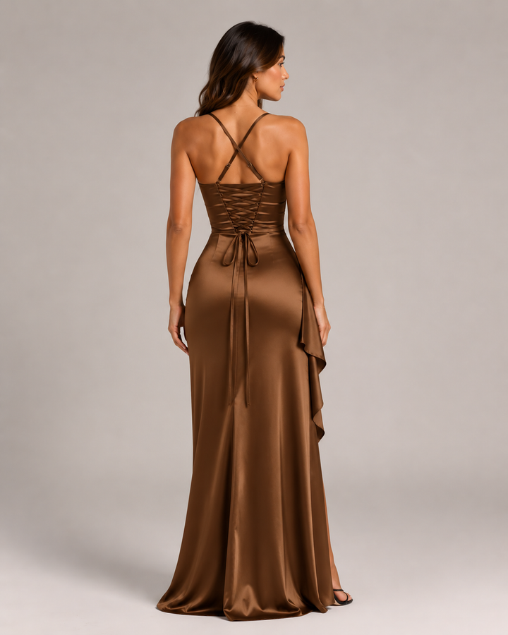 Elsa-Lene | Drapiertes Maxikleid mit Wasserfallausschnitt und hohem Schlitz