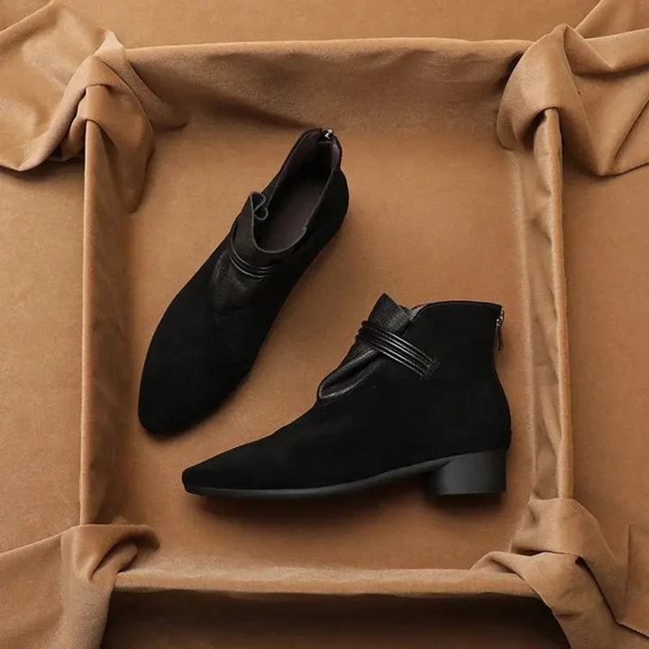 Berthild | Stiefeletten in Veloursoptik mit Innenreißverschluss