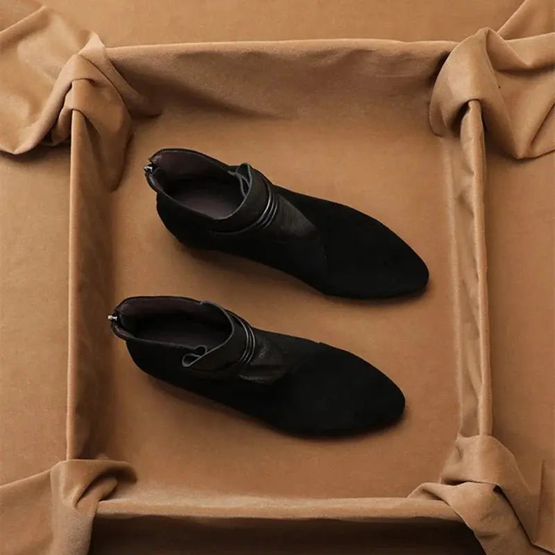 Berthild | Stiefeletten in Veloursoptik mit Innenreißverschluss