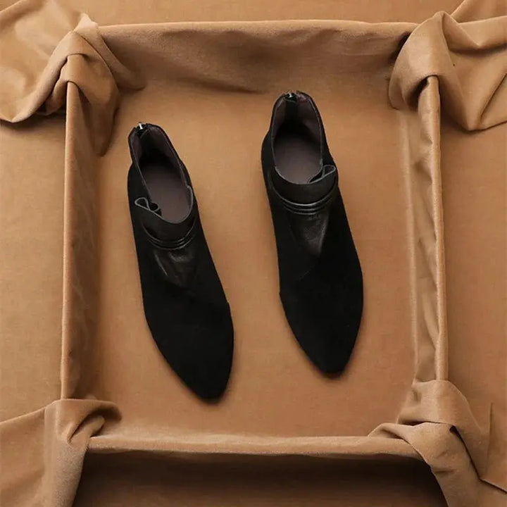 Berthild | Stiefeletten in Veloursoptik mit Innenreißverschluss
