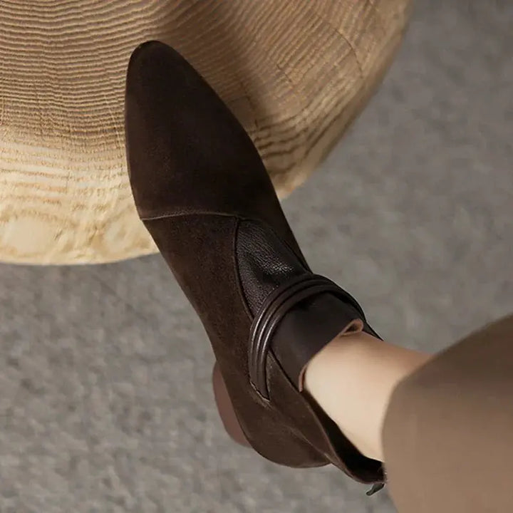 Berthild | Stiefeletten in Veloursoptik mit Innenreißverschluss