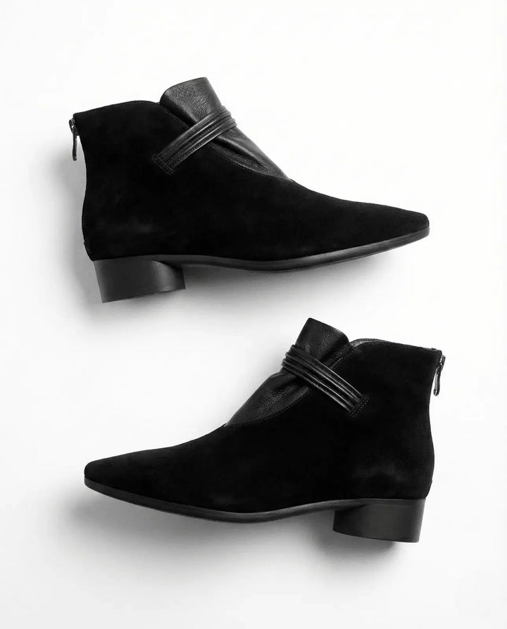 Berthild | Stiefeletten in Veloursoptik mit Innenreißverschluss