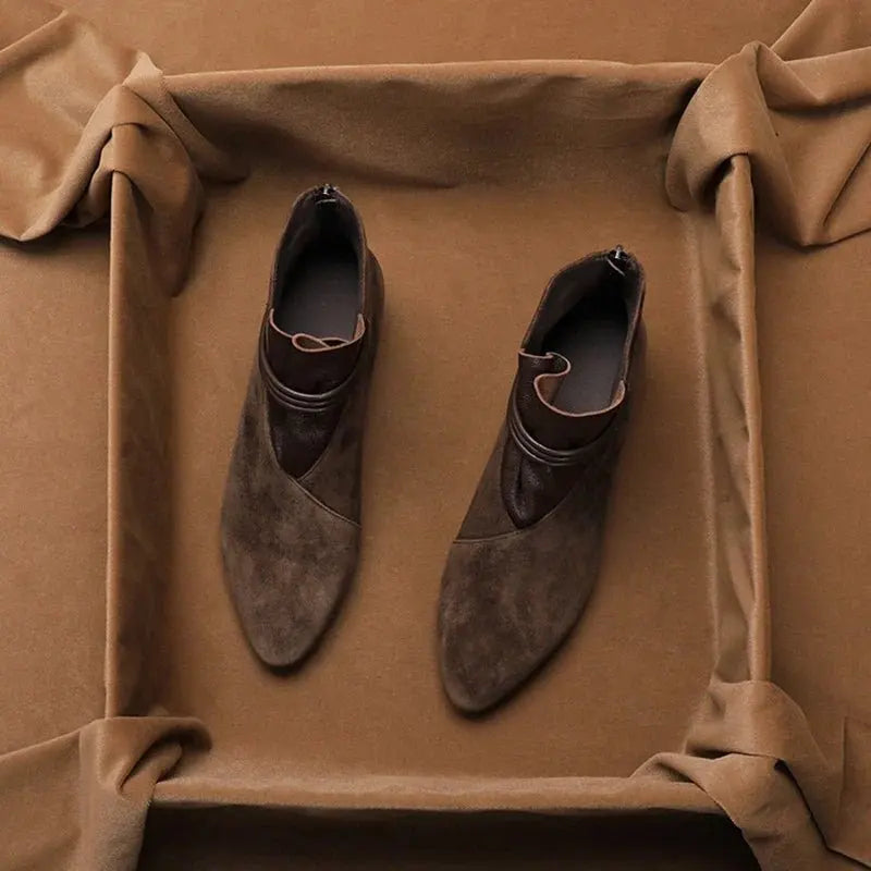 Berthild | Stiefeletten in Veloursoptik mit Innenreißverschluss