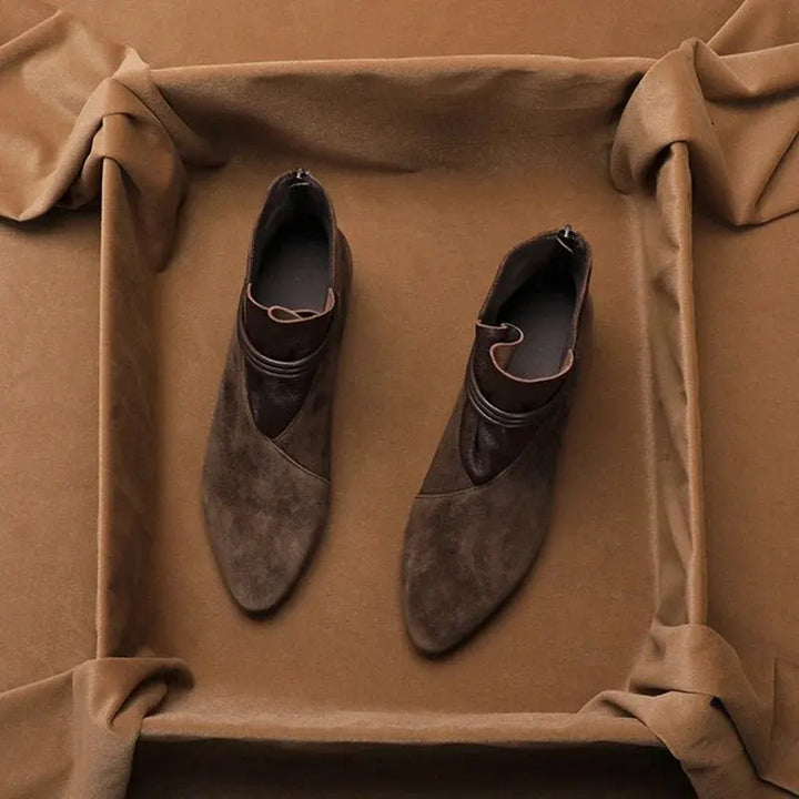 Berthild | Stiefeletten in Veloursoptik mit Innenreißverschluss