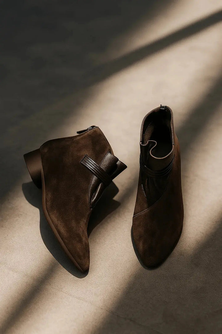 Berthild | Stiefeletten in Veloursoptik mit Innenreißverschluss