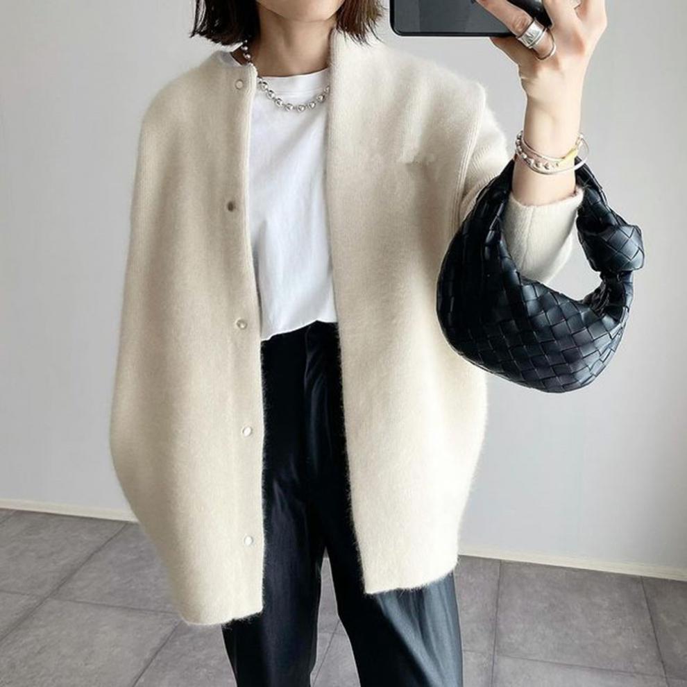 Anna-Line | Stilvolle Strickjacke aus warmem Material