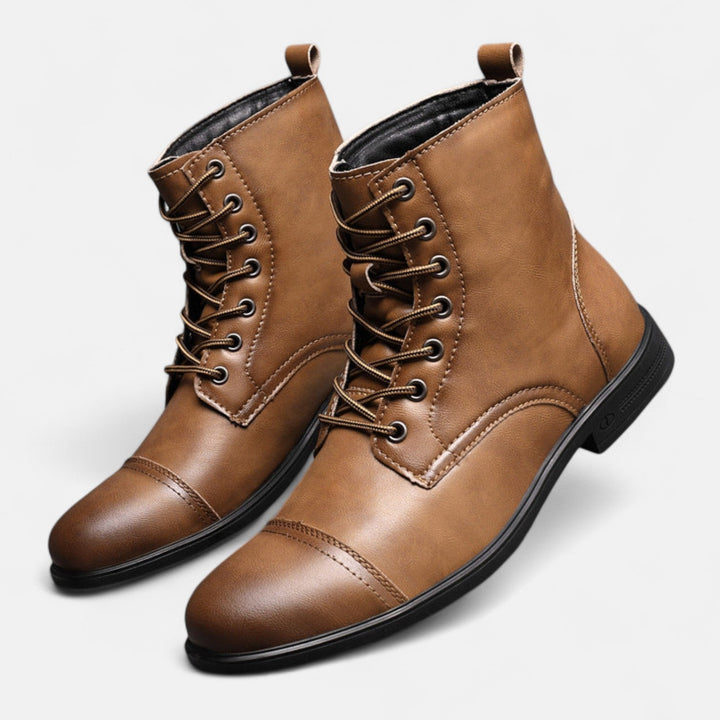 Stilvolle Herrenstiefel aus hochwertigem Kunstleder