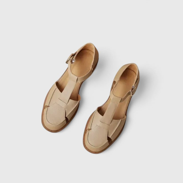 Hanne-Hilde | Geschlossene Sandalen mit T-Riemen