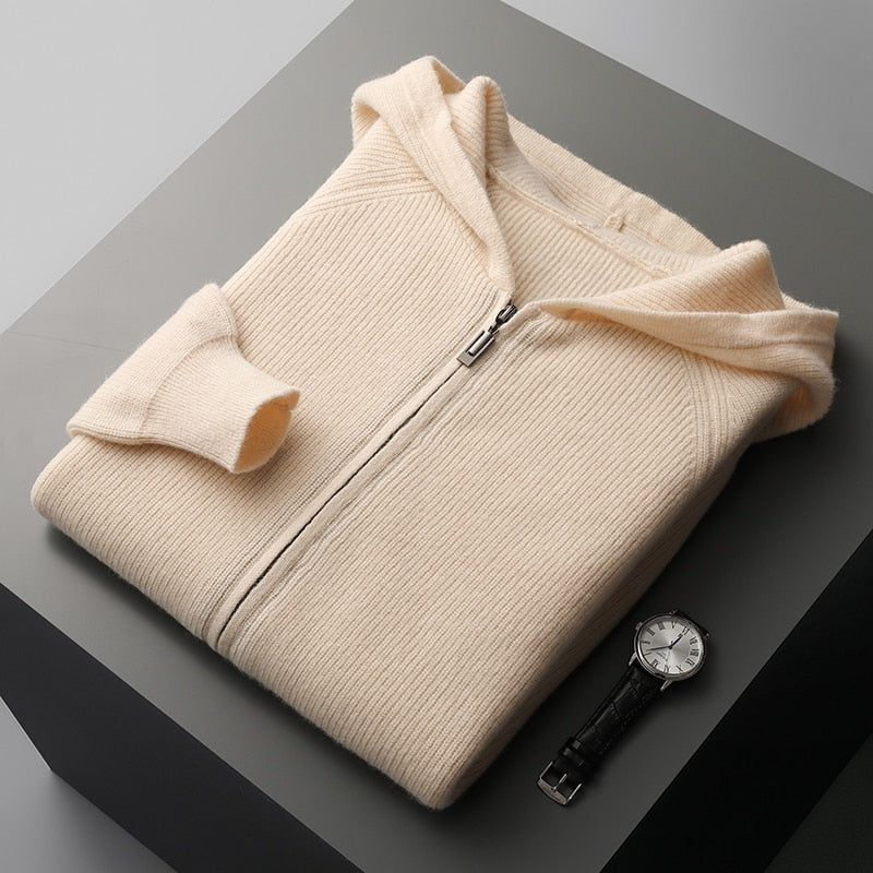 Gebhard | Strickjacke mit Kapuze und durchgehendem Reißverschluss