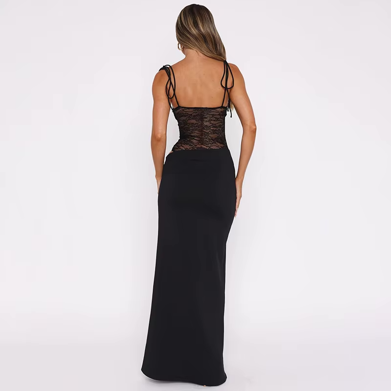Manuela | Abendkleid mit Spitzendetails
