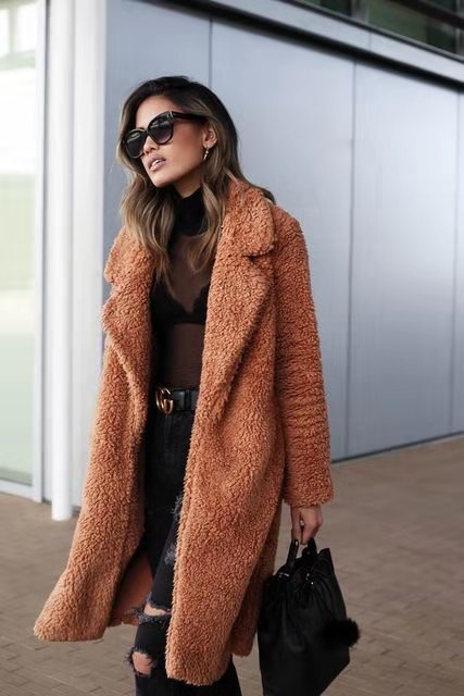 Martha | Kuschelige Teddyjacke mit breitem Revers