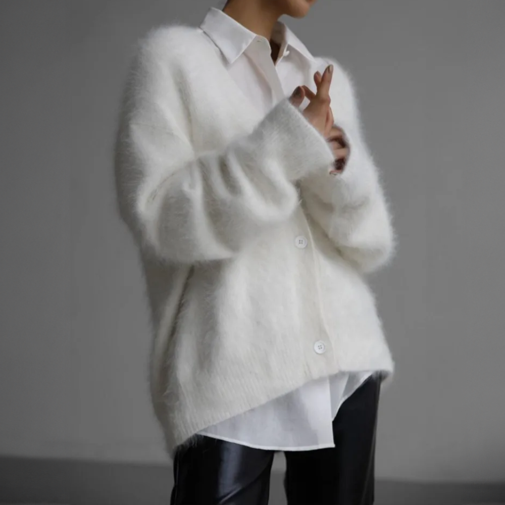Lena-Lene | Klassische Strickjacke mit Knopfleiste