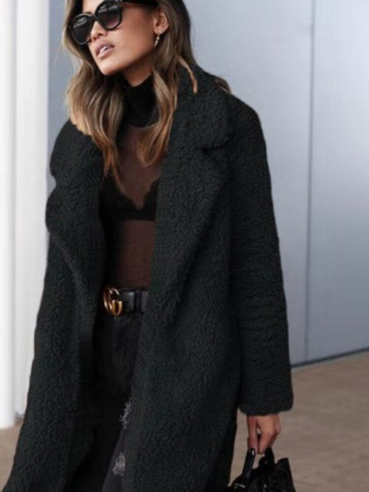 Martha | Kuschelige Teddyjacke mit breitem Revers