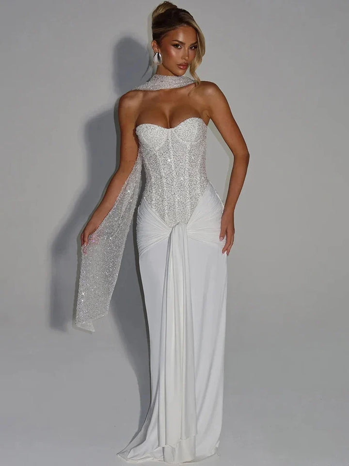 Ortrun | Trägerkleid in Satin-Optik mit V-Ausschnitt