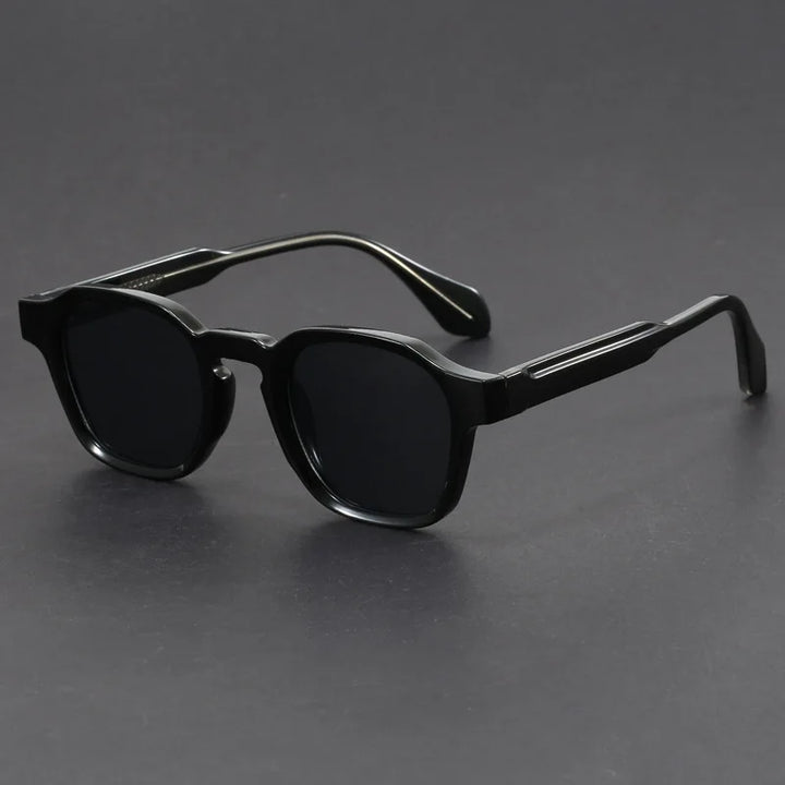 Tara | Vintage-Sonnenbrille mit kräftigem Rahmen