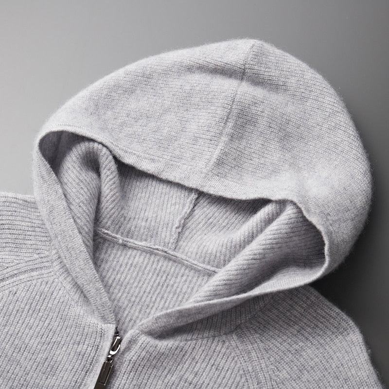 Gebhard | Strickjacke mit Kapuze und durchgehendem Reißverschluss