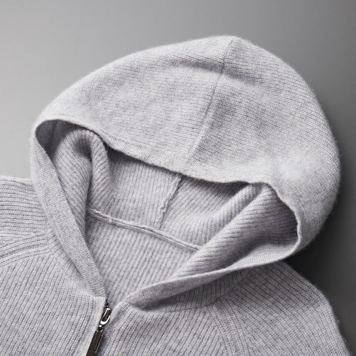 Gebhard | Strickjacke mit Kapuze und durchgehendem Reißverschluss