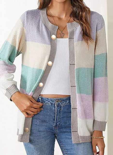 Maike | Zeitlose Strickjacke mit hochwertiger weicher Verarbeitung