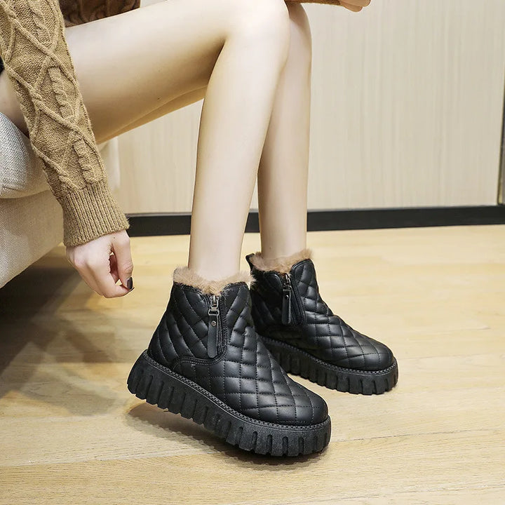 Franziska | Gefütterte Stiefel mit Reißverschluss und wattiertem Design