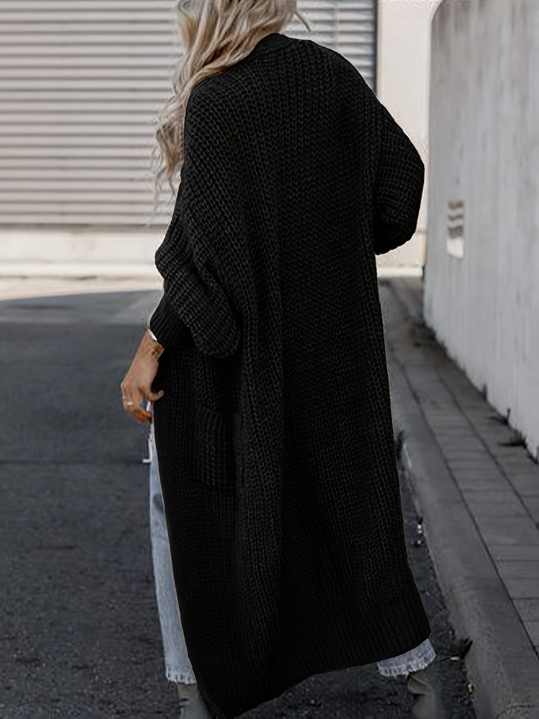 Rosa-Maria | Lange Strickjacke mit fließendem Design und Taschen