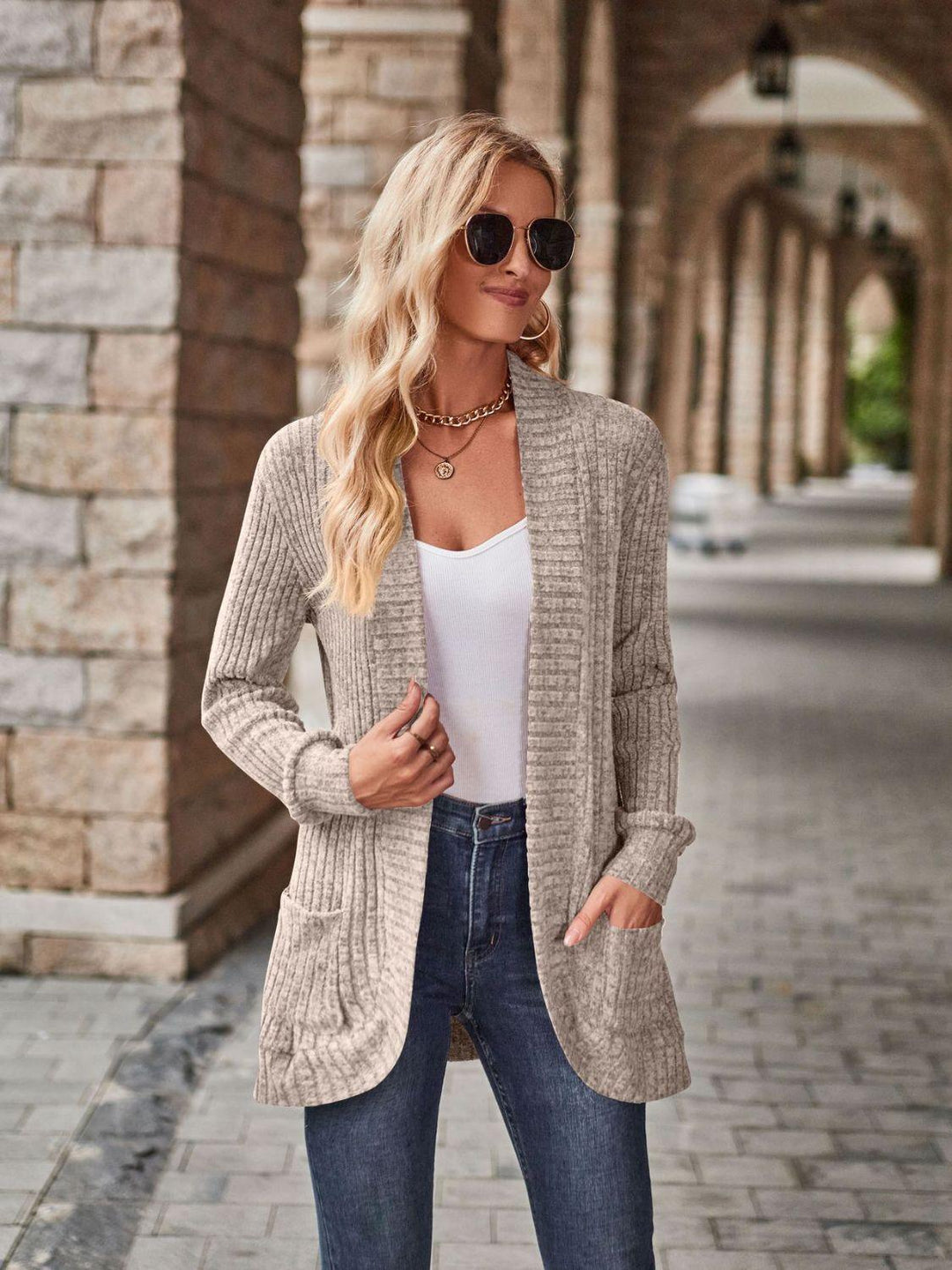 Malwine | Gerippte Strickjacke mit Taschen