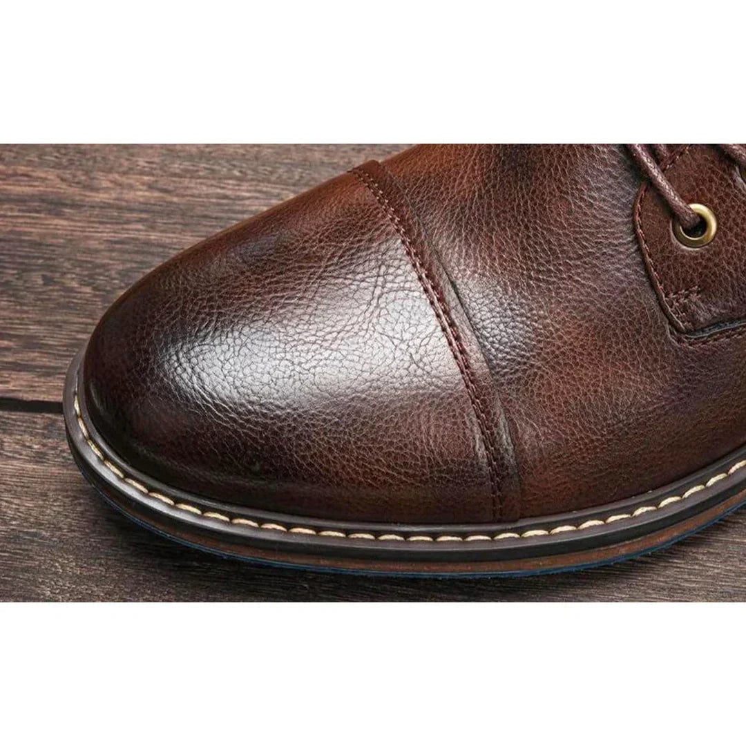 Elegante Oxford-Stiefel aus Leder